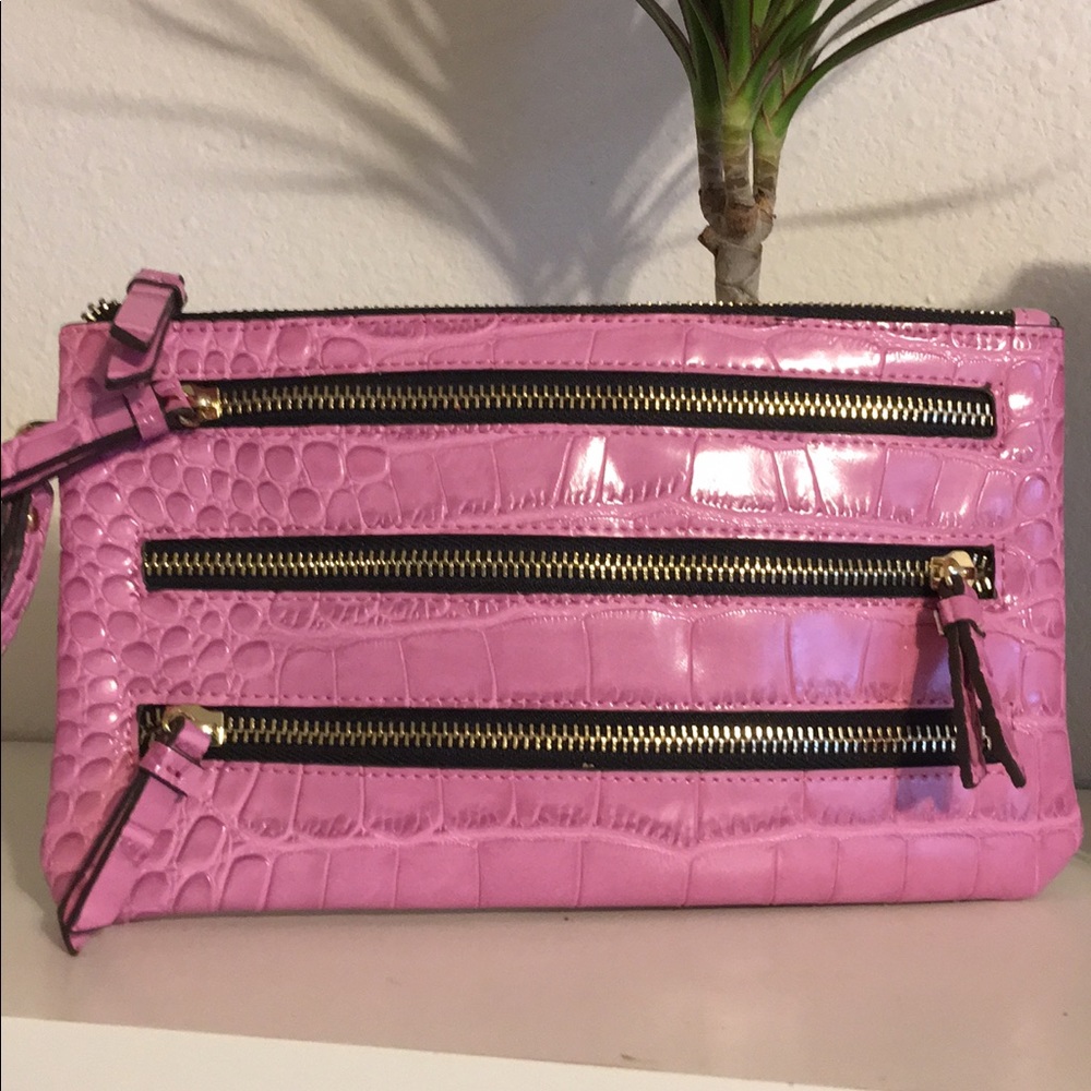 Kate Landry Wristlet❤️